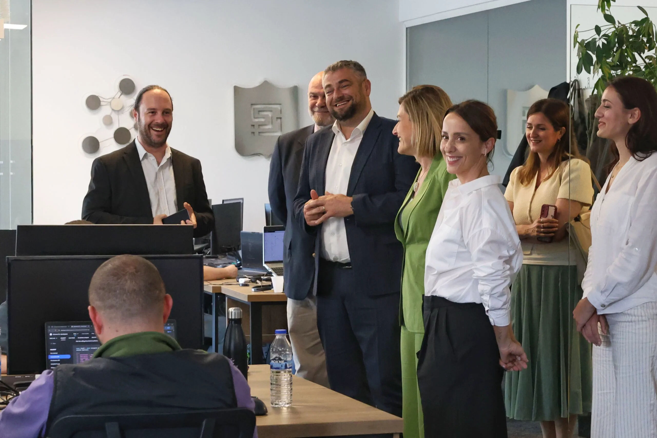 Vizitë institucionale në Shkollën Digjitale dhe StarLabs